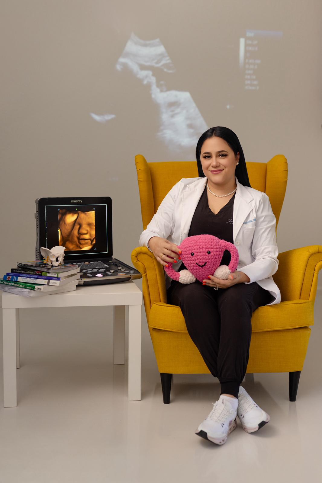 Rosy Sabido, founder of Blooming Bellies, RDMS and certified doula in Doral, Miami